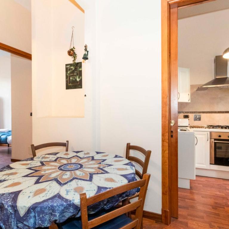 GuestHost - Piazza Statuto Comfy APT - with 2 Balconies - Two-Bedroom Apartment - 18