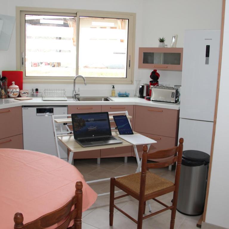 ANCELLE TAILLAS RDC CHALET - Appartement 3 Chambres - 25