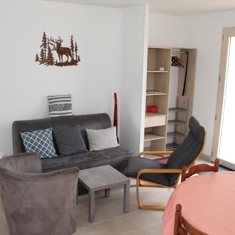 ANCELLE TAILLAS RDC CHALET - Appartement 3 Chambres - 26