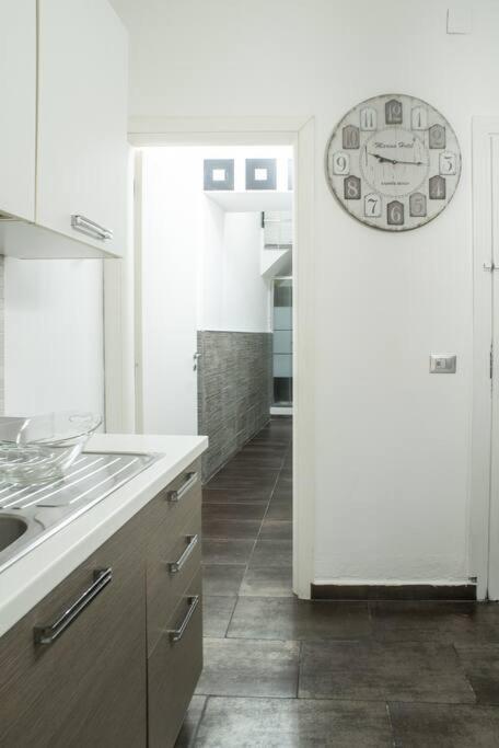 4 Canti Central cozy apt in via Maqueda - Appartamento con 1 Camera da Letto - 10