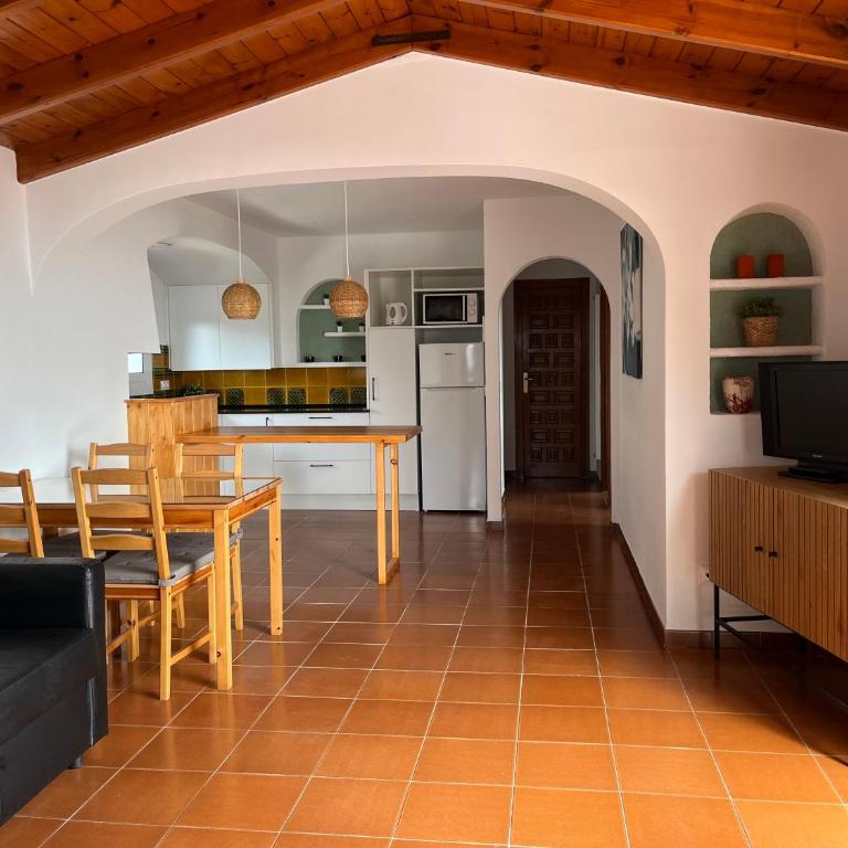 Private Apartments Cala Canyelles - Apartamento con vistas al mar - 16