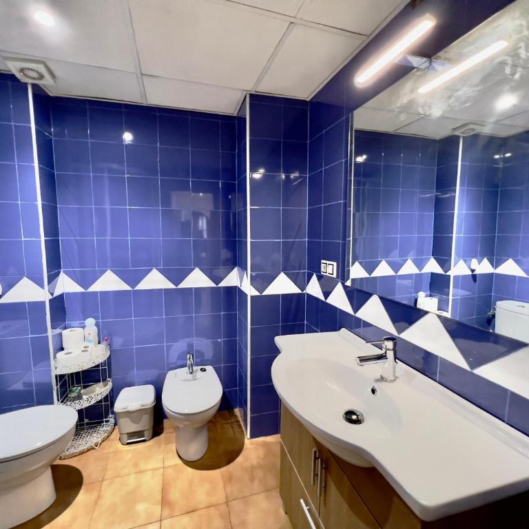 Centro Alicante apartamento entero - Three-Bedroom Apartment - 34