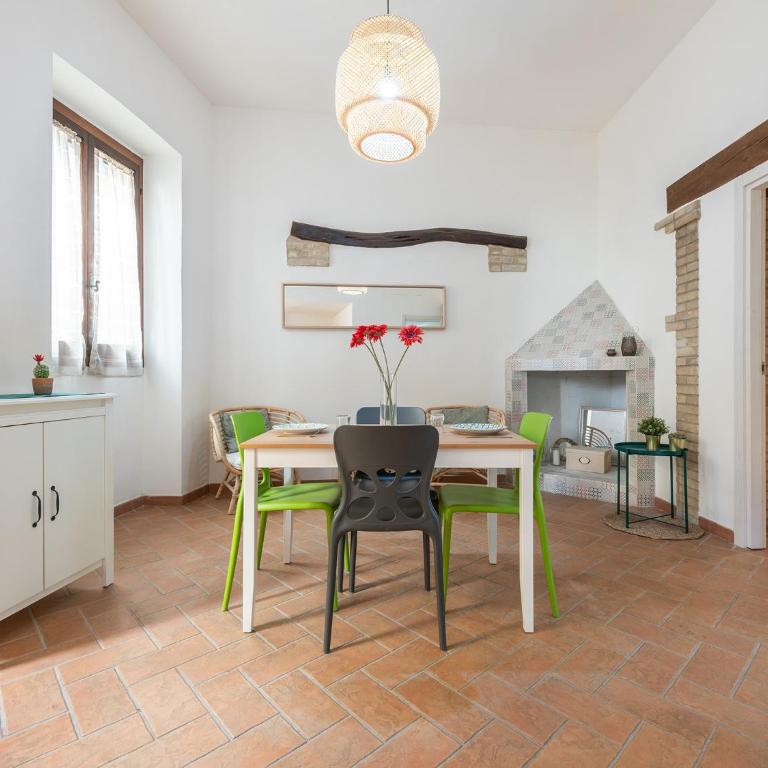 Vico 9 - Cagliari Center House - Casa con 2 Camere da Letto - 1