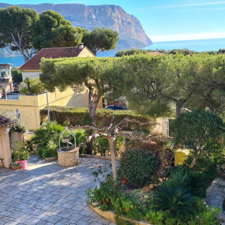 HPC Suites - Cassis Centre - Parking Securisé et Piscine Chauffée - Appartement 1 Chambre - Vue sur Mer - 8