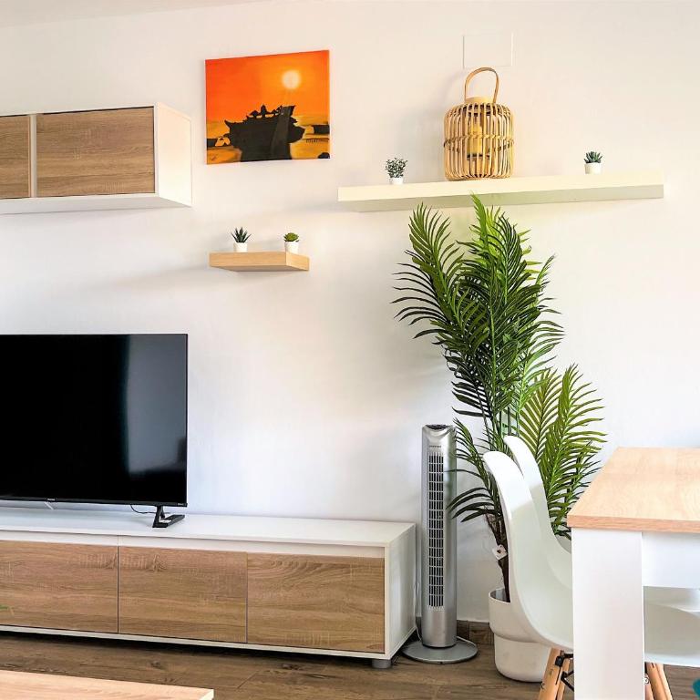 Vivalidays Kaylo - Fenals - LLoret de Mar - Apartamento con balcón - 9