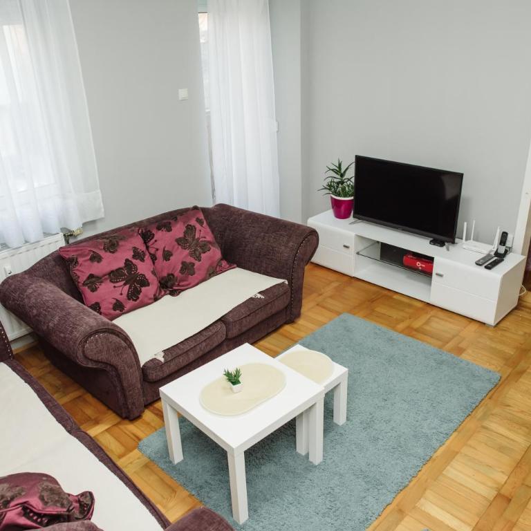 ĐILL 2 APARTMANTS - One-Bedroom Apartment - 5