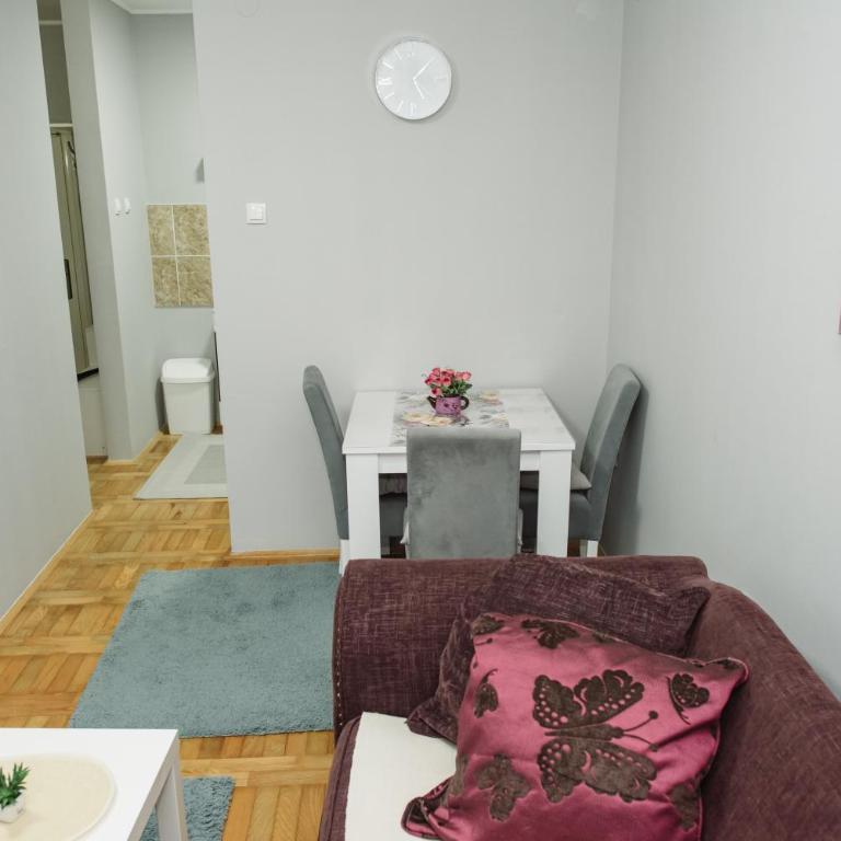 ĐILL 2 APARTMANTS - One-Bedroom Apartment - 6