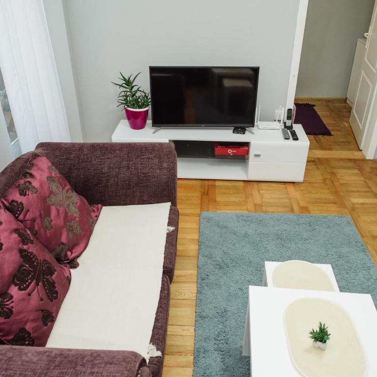 ĐILL 2 APARTMANTS - One-Bedroom Apartment - 14