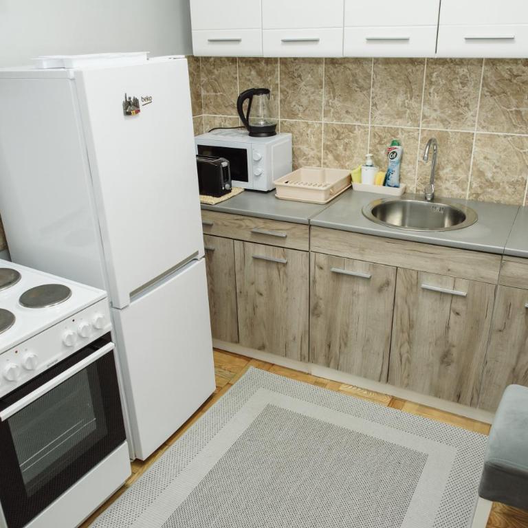 ĐILL 2 APARTMANTS - One-Bedroom Apartment - 38