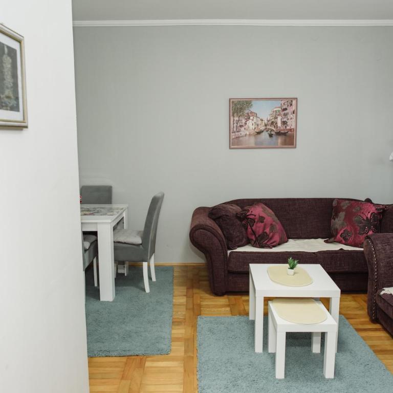 ĐILL 2 APARTMANTS - One-Bedroom Apartment - 41