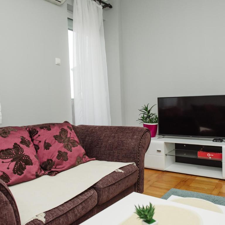 ĐILL 2 APARTMANTS - One-Bedroom Apartment - 46