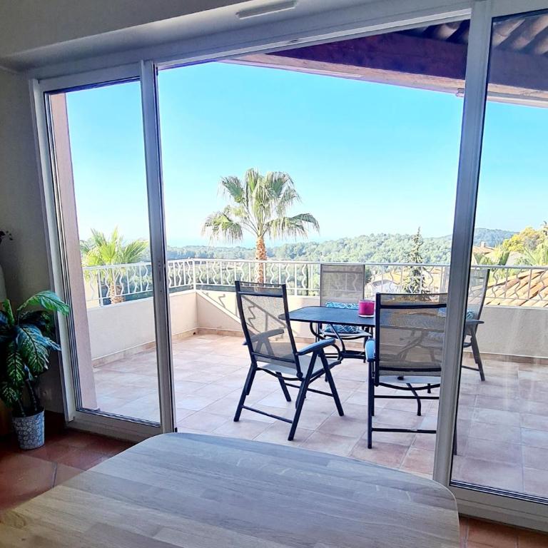 HAMEAU DES AMANDIERS VUE MER - PISCINE, GOLF et TENNIS PRIVE - Appartement 2 Chambres - 18