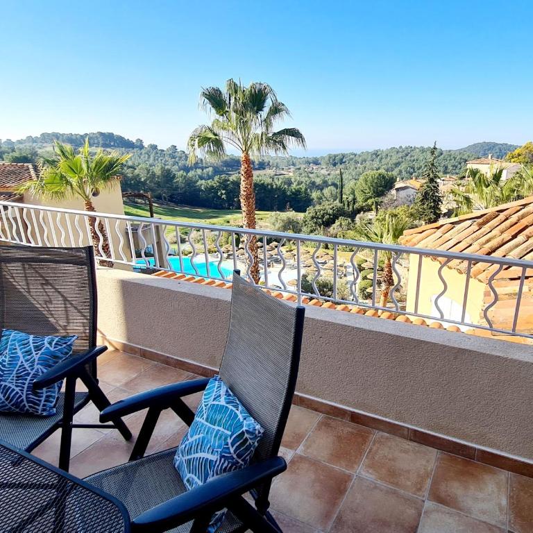 HAMEAU DES AMANDIERS VUE MER - PISCINE, GOLF et TENNIS PRIVE - Appartement 2 Chambres - 17