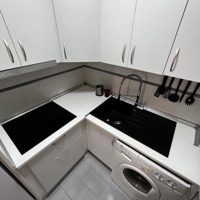 Synergy Apartment, 2 bedroom, City Center BY NAMASTE ELITE - Apartamento - 16