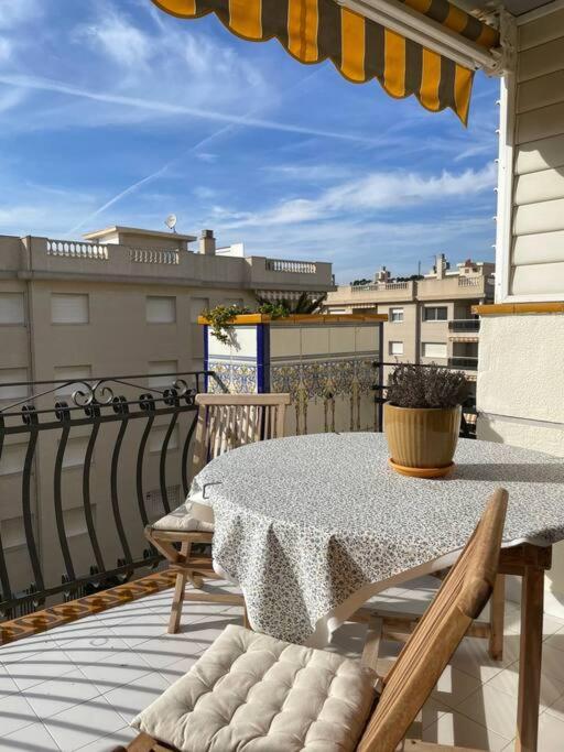 Cal SalMaré seafront apartment with rooftop terrace and pool - Apartamento de 2 dormitorios - 15
