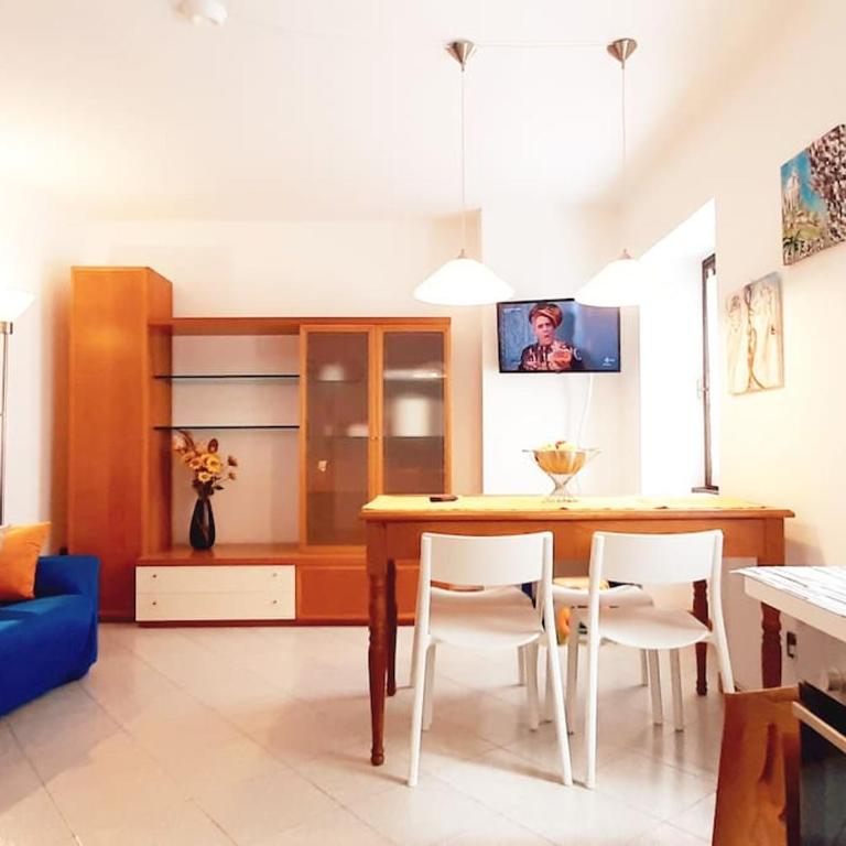 Arco Felix - Appartamento con 2 Camere da Letto - 8