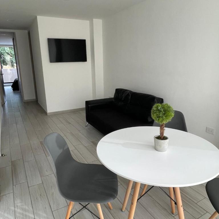 Hermoso apartamento moderno, excelente ubicación cerca al centro histórico - Apartamento de 2 dormitorios - 15