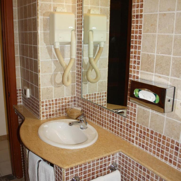 Hotel La Filadelfia - Double or Twin Room - 8