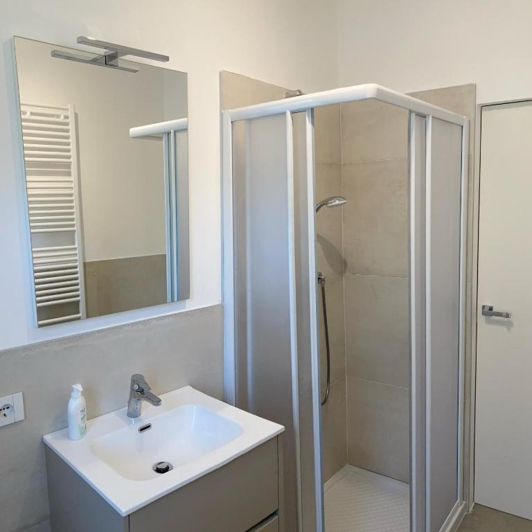 Casa Fiorella - Appartamento con 2 Camere da Letto - 11