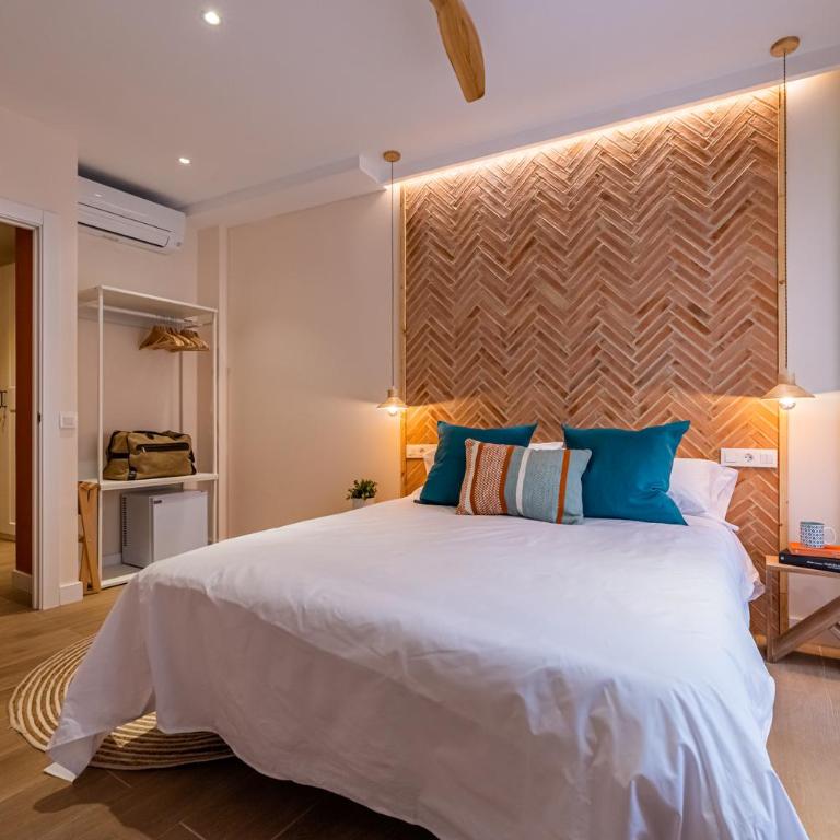 Vestal Suites Domo Adults Only - Habitación Doble con patio - 1