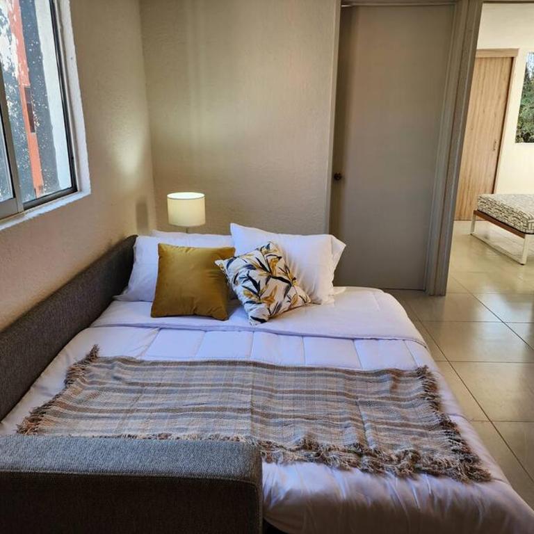 Práctico y cómodo caminando a la Expo Guadalajara - Two-Bedroom Apartment - 9