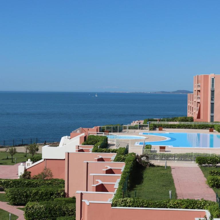 Magnifique 2 pièces rénové avec terrasse et accès plage - FR-1-472A-268 - Apartment - 10