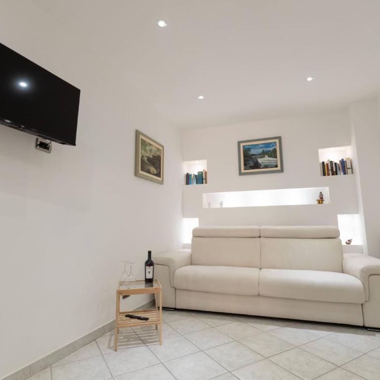 Casa Elia: Locazione Breve - Appartamento - 2