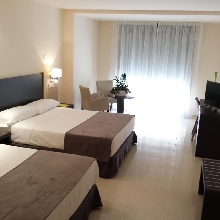 Hotel Adaria Vera - Family Room with Sea View - 3