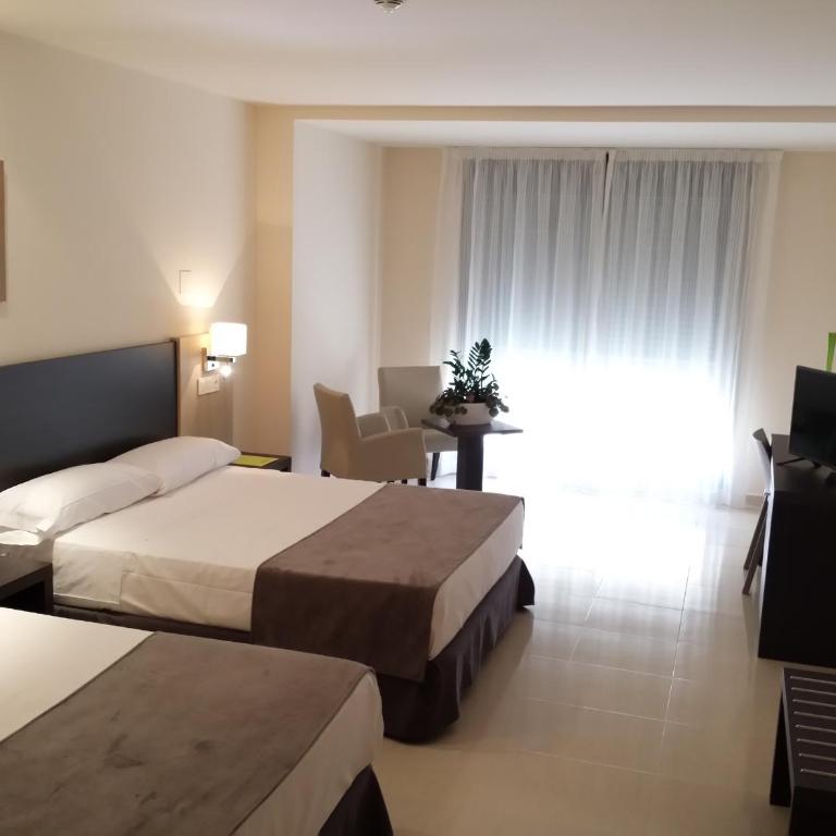 Hotel Adaria Vera - Family Room with Sea View - 5