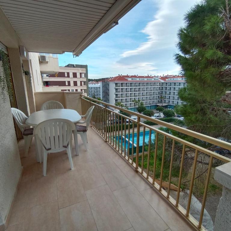 Jescamar - One-Bedroom Apartment - 26