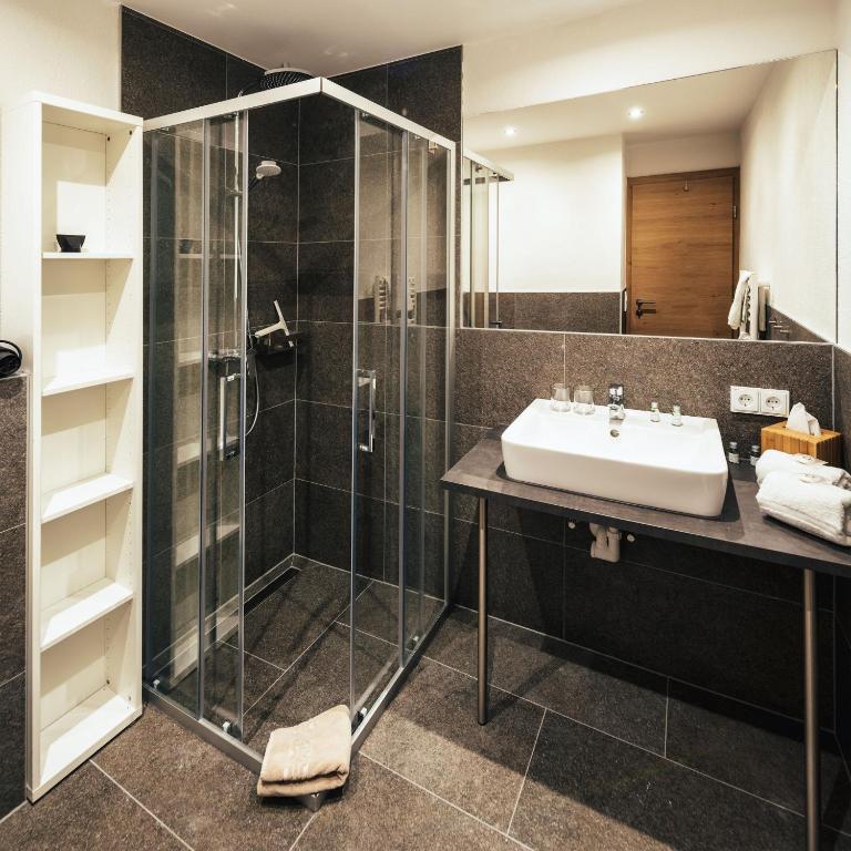 Apart Piz Lad - Apartment mit 3 Schlafzimmern - 1