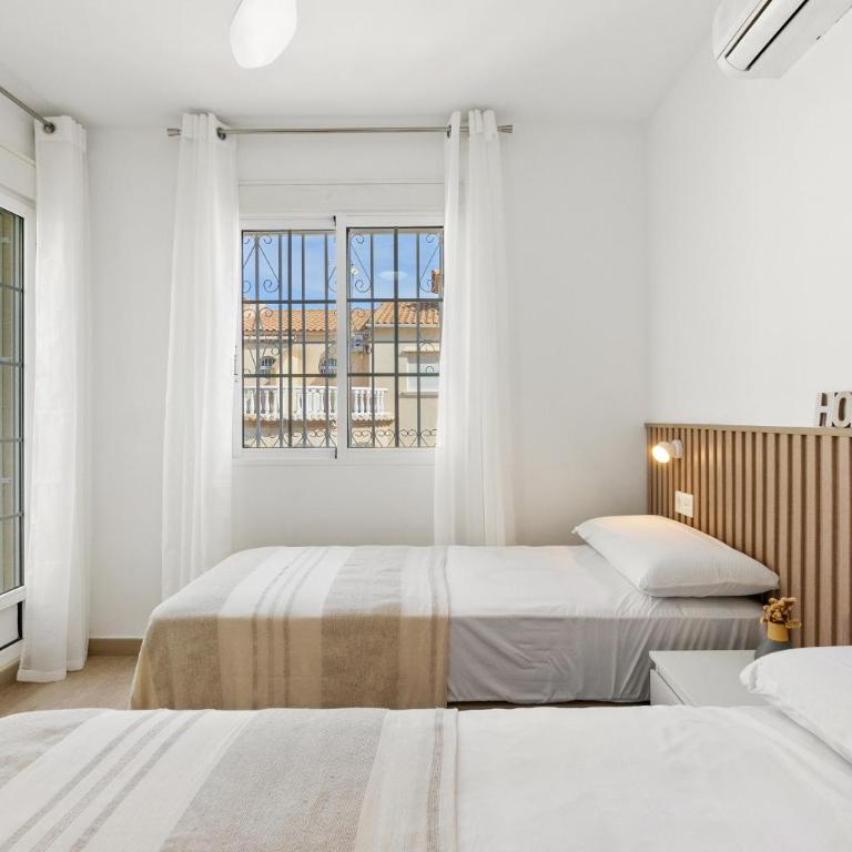 Villa Reformada en Residencial Orihuela Costa - Villa de 2 dormitorios - 21