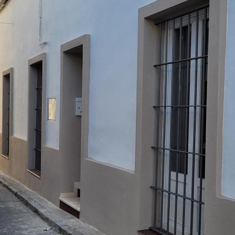 APARTAMENTOS IGLESIA DE SANTIAGo II - Casa de 3 dormitorios - 5