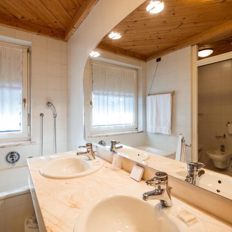Sporthotel Teresa - Camera Tripla/Quadrupla Superior - 7
