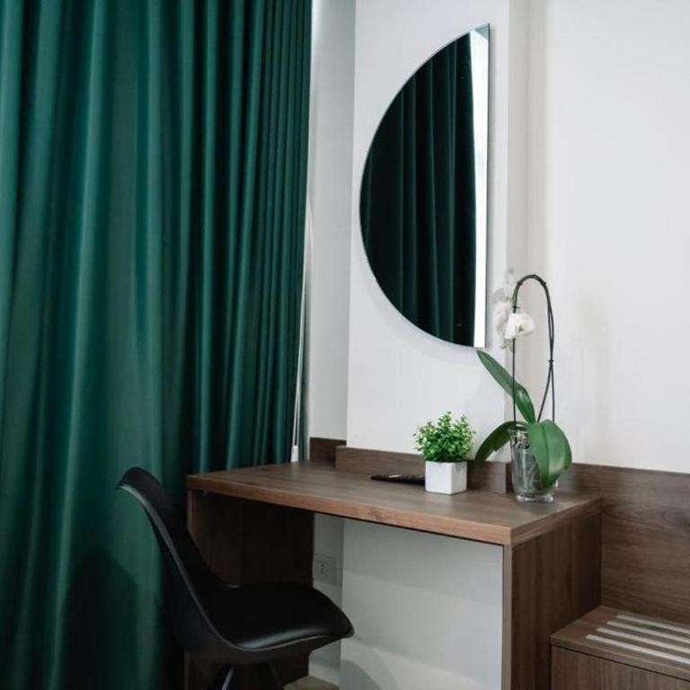 Salotto Room Boutique Pescara - Monolocale Familiare - 23