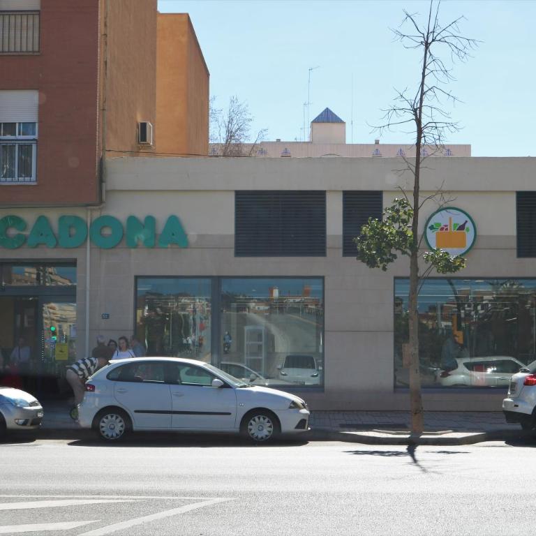 Fantástico apartamento junto a la estación - Apartamento de 1 dormitorio - 36