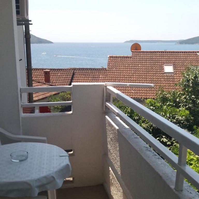 Jasna Herceg Novi - One-Bedroom Apartment - 1