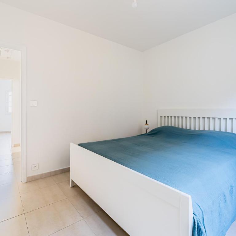 Superbe appartement 2 chambres en haut de Villa - Apartment mit 2 Schlafzimmern - 17