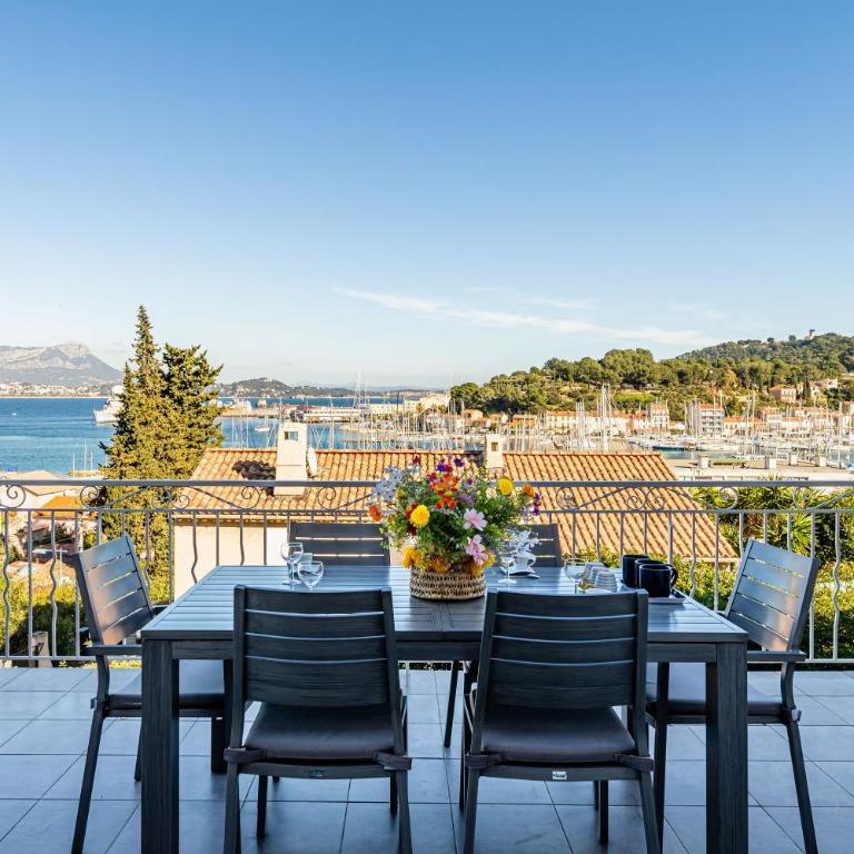 Superbe appartement 2 chambres en haut de Villa - Apartment mit 2 Schlafzimmern - 2