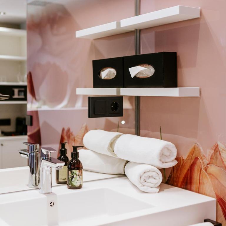 ART-INN Design Self-Check-in-Hotel - Doppelzimmer - 8