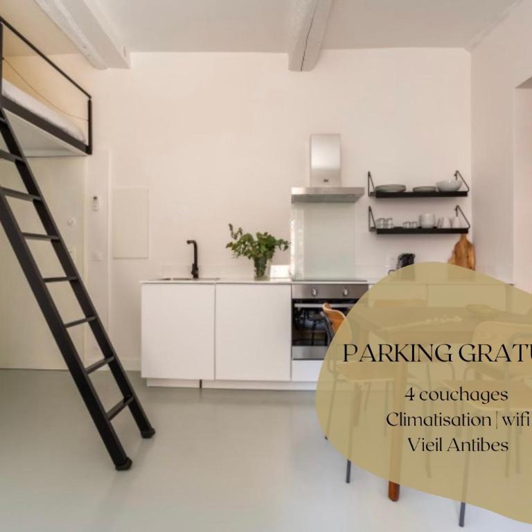 Plage à pied au cœur du vieil Antibes - Appartement - 5