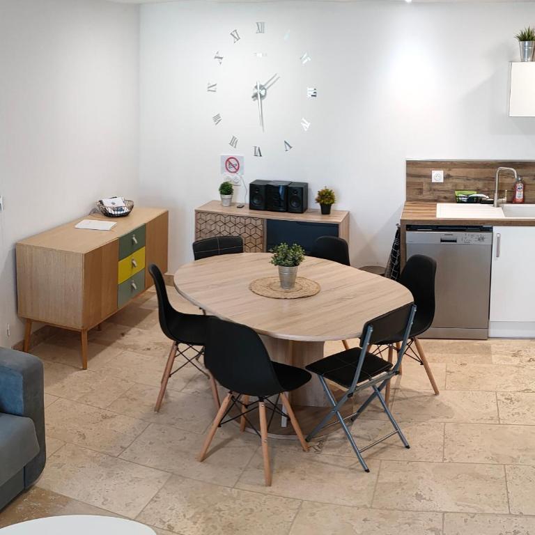Appartement dans Mas Provencal - Maison 2 Chambres - 5