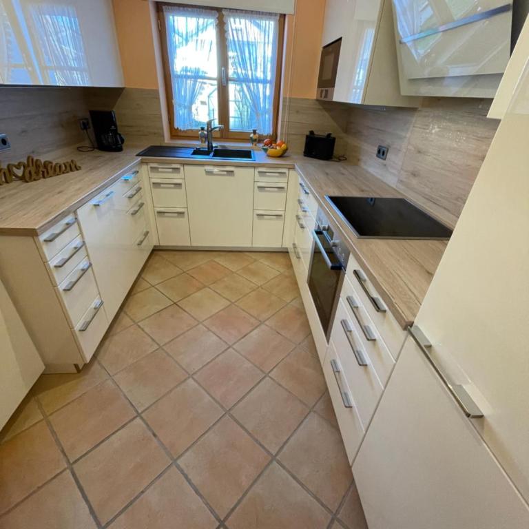 Alpenflair Ferienwohnungen Whg 404 - Haus mit 4 Schlafzimmern - 7