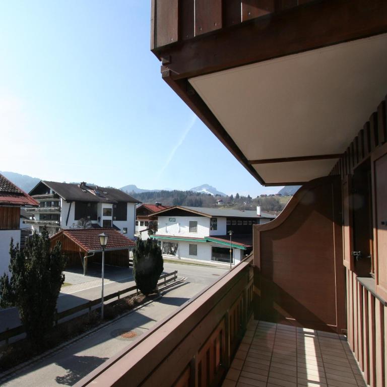 Alpenflair Ferienwohnungen Whg 404 - Haus mit 4 Schlafzimmern - 33