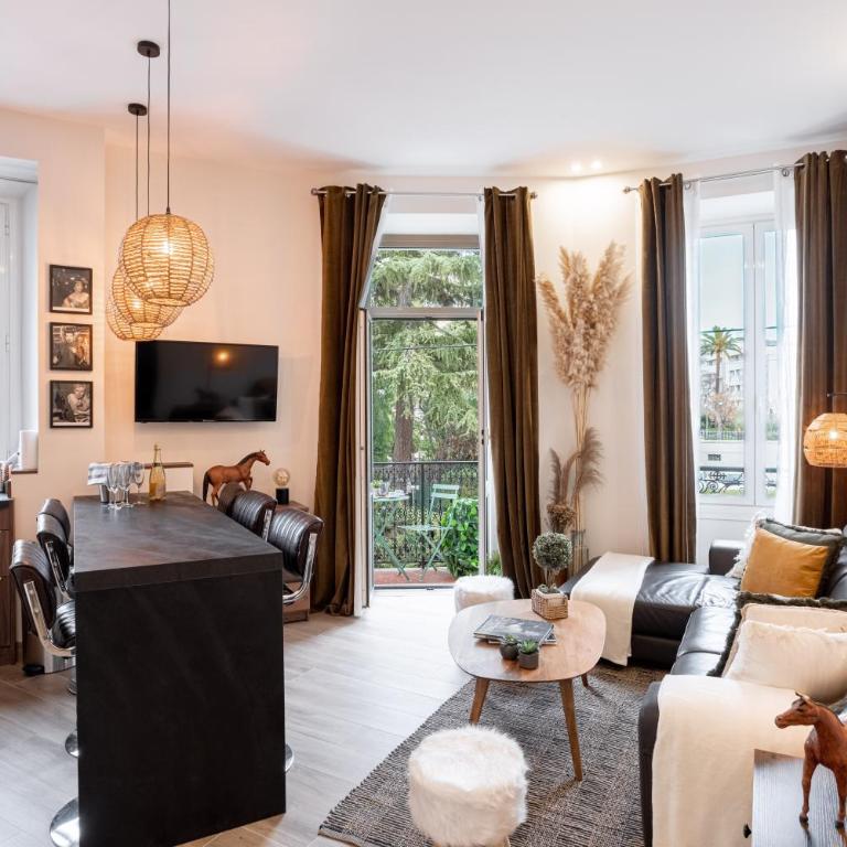 L'atelier des Artistes -Écrin de sérénité au coeur de Cannes - Balcon - Clim - Wifi - Appartamento con 3 Camere da Letto - 10