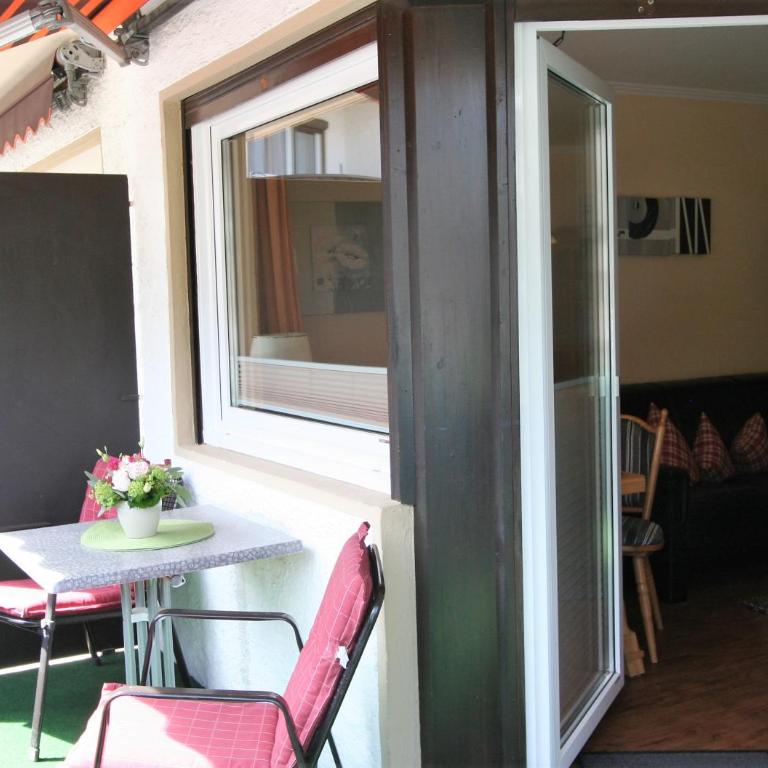 Alpenflair Ferienwohnungen Whg 103 Appartementhaus Nebelhorn - Apartment mit Blick auf die Berge - 8