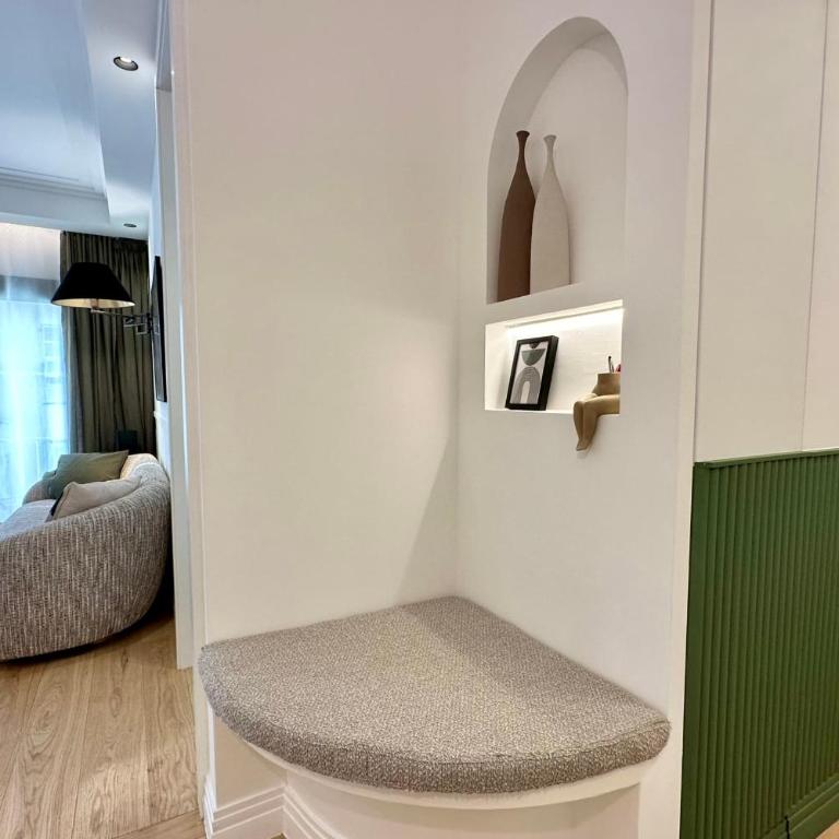 OPERA PROMENADE 4 Renovated 3 Bedrooms Balcony Sea View AC - Apartment with Sea View - 19