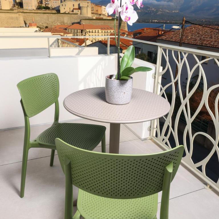 Maria Die - Chambre Double Confort avec Balcon - 2