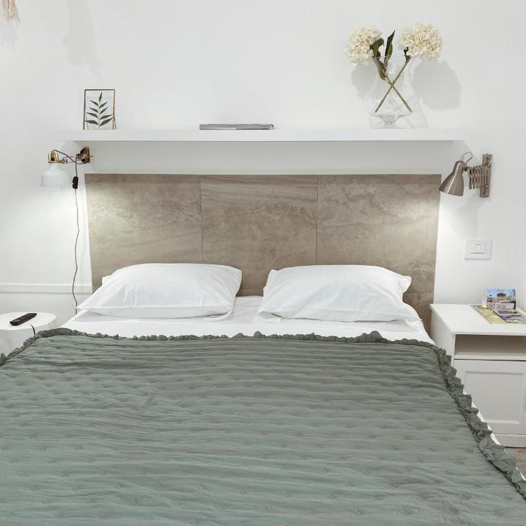 Villa Volli Three Rooms - Camera King con Patio - 10