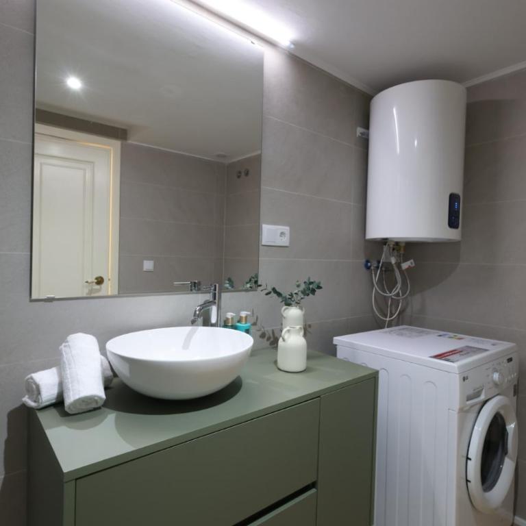 FLORIT FLATS - The Apolo Apartment - Two-Bedroom Apartment - 30